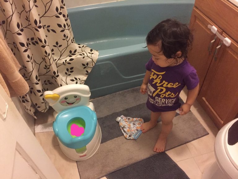 子供がトイレでウンチ出来る様になりました。保育園効果大！ 海外で子育てに仕事に奮闘パパ。世界の中心でオムツ交換する